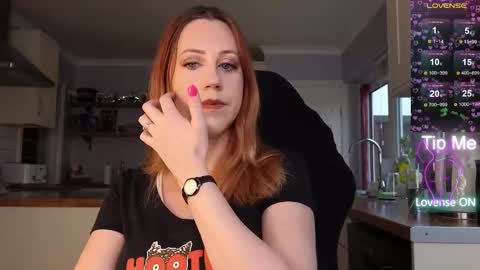 Amorina online show from February 2026 09:57:02 AM