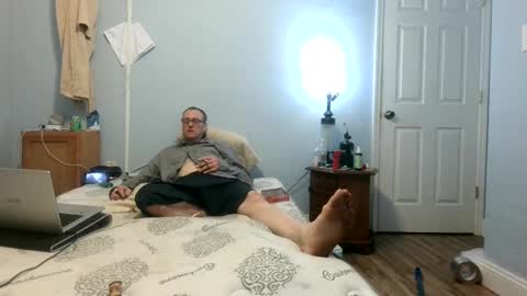 Snapshot of strobodi2103 chatting on February 2025 02:25:01 AM Strobody86 online show from February 2025 02:25:01 AM