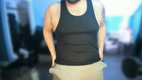 Snapshot of strokingslow420 chatting on December 2025 08:40:01 PM Johnny online show from December 2025 08:40:01 PM