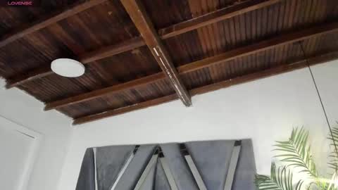 Alexa   online show from December 2025 11:06:01 AM