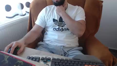 StrongCoffee online show from November 2025 11:09:02 AM