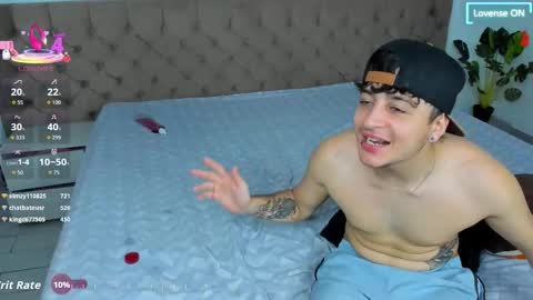 Strong Couple online show from November 2025 09:46:01 AM