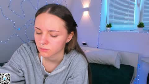 Olivia online show from May 2026 01:14:01 AM