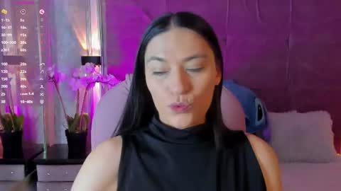 Stusha online show from June 2026 02:41:02 PM