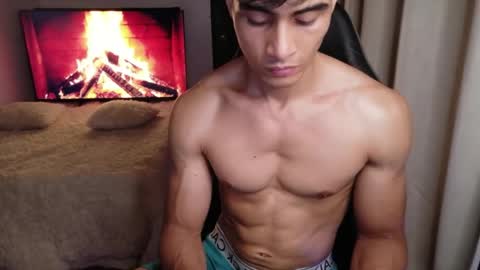 Snapshot of stylishman01 chatting on May 2026 09:20:02 PM stylish man online show from May 2026 09:20:02 PM