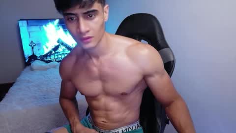 Snapshot of stylishman01 chatting on June 2026 12:23:01 AM stylish man online show from June 2026 12:23:01 AM