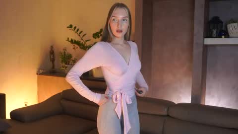 Mure online show from April 2026 06:18:02 AM