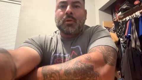 suavecito67 online show from December 2025 03:15:02 AM