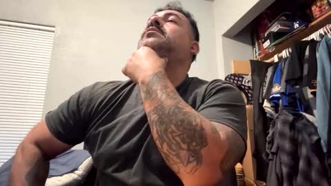 suavecito67 online show from March 2026 01:36:01 PM