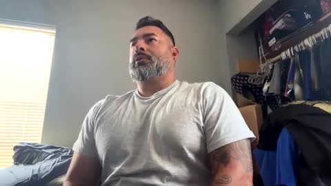 suavecito67 online show from April 2026 03:44:01 PM