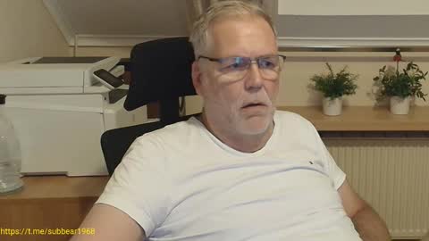 subbear1968 online show from June 2026 12:28:01 AM