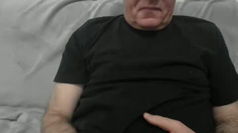 subforlatinas online show from December 2025 05:21:02 PM