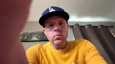 submissivebrett381 online show from February 2026 06:15:02 PM