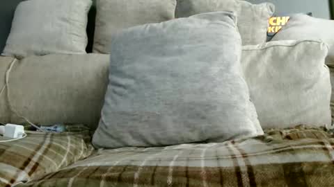 Snapshot of suckmywhitecock25 chatting on February 2026 06:15:02 PM suckmywhitecock25 online show from February 2026 06:15:02 PM