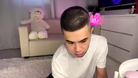 Emmy online show from March 2025 09:21:01 AM