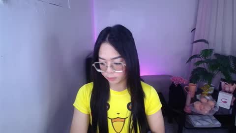 Snapshot of suequigaman chatting on February 2026 04:50:02 AM Sue online show from February 2026 04:50:02 AM