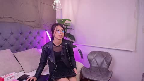 Snapshot of sugar_angel_ chatting on February 2026 01:25:01 PM ANGEL online show from February 2026 01:25:01 PM