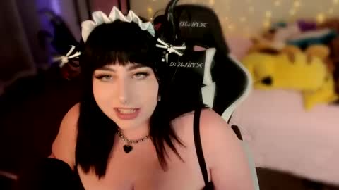 Lucy Love online show from September 2025 09:15:01 PM