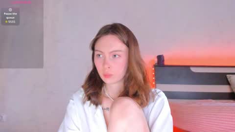 Lola online show from June 2026 01:28:02 AM