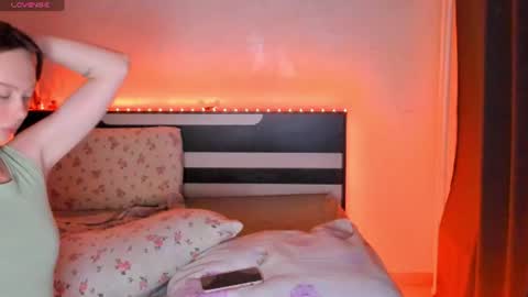 Lola online show from July 2026 08:01:01 PM