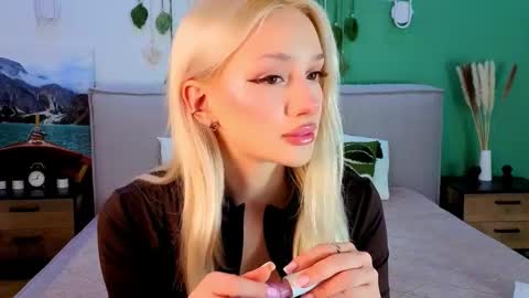 sugarwhisper online show from March 2026 10:10:01 AM