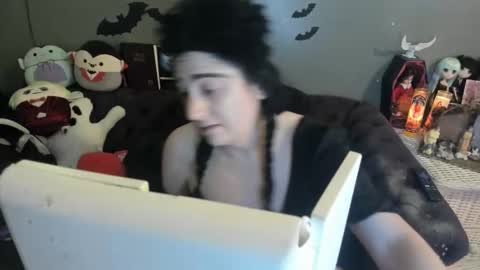 Snapshot of sugary_sweet chatting on November 2025 04:50:01 PM Sugary online show from November 2025 04:50:01 PM