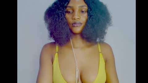 Ivy online show from October 2025 01:55:02 AM