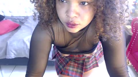 suggabrown_ online show from January 2025 04:28:02 PM