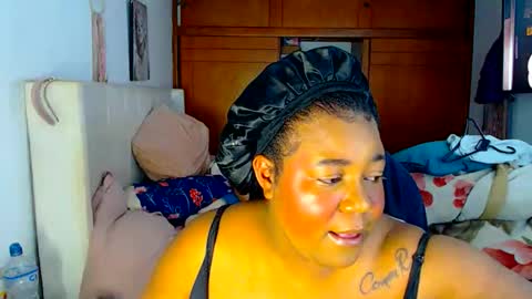 Snapshot of suggarbaby1 chatting on December 2025 06:19:01 AM Cami Back in 2 hours online show from December 2025 06:19:01 AM