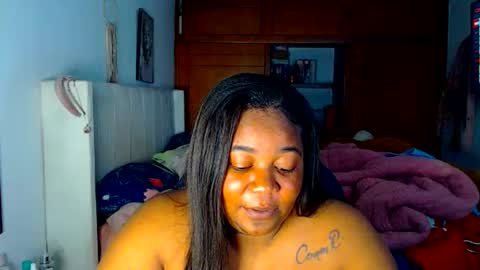 Snapshot of suggarbaby1 chatting on January 2026 03:21:02 AM Cami Back in 2 hours online show from January 2026 03:21:02 AM