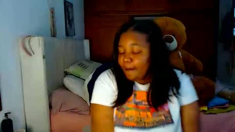 Snapshot of suggarbaby1 chatting on February 2026 04:19:01 AM Cami Back in 2 hours online show from February 2026 04:19:01 AM