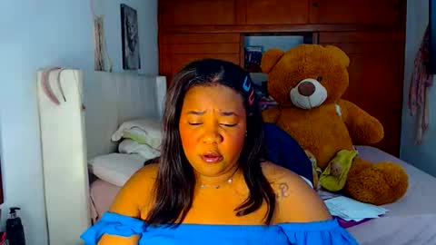 Snapshot of suggarbaby1 chatting on February 2026 06:12:02 AM Cami Back in 2 hours online show from February 2026 06:12:02 AM