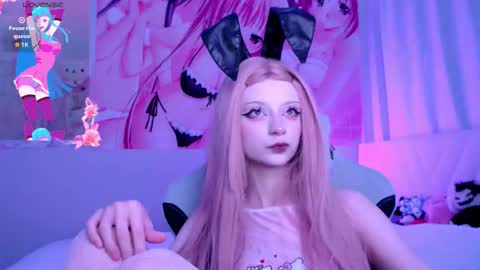 Yunoo   online show from March 2026 06:58:01 PM