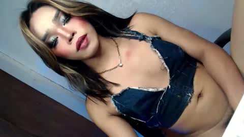 sultry_sirenxx online show from September 2025 11:04:02 AM