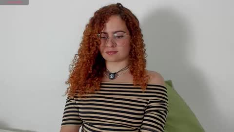 Ann online show from December 2025 09:43:01 PM