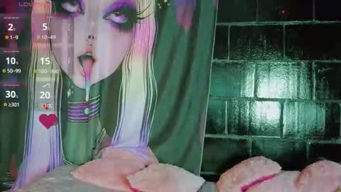 Snapshot of summer__xo chatting on March 2026 11:07:02 PM Summer online show from March 2026 11:07:02 PM