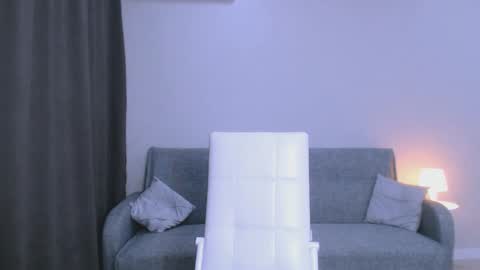 Christina online show from September 2025 02:07:01 PM