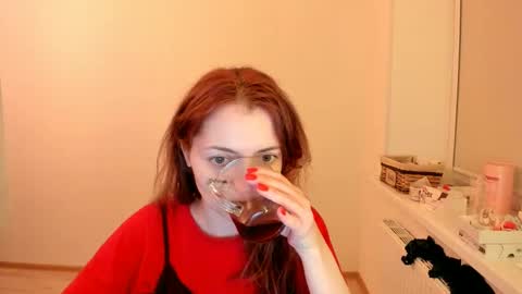 Summer Preston online show from December 2024 07:00:02 PM