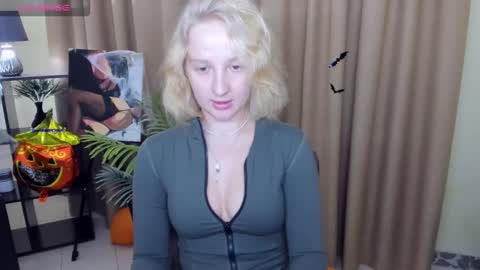 Snapshot of summerjem chatting on November 2025 09:33:02 AM summerjem online show from November 2025 09:33:02 AM