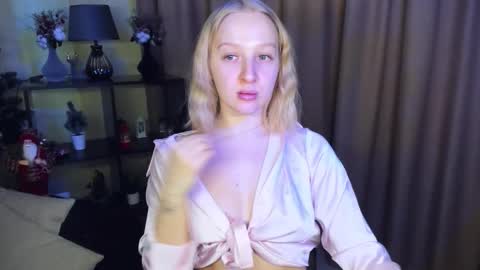 Snapshot of summerjem chatting on January 2026 08:40:02 AM summerjem online show from January 2026 08:40:02 AM