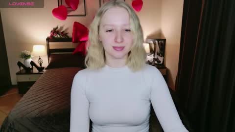 Snapshot of summerjem chatting on February 2026 04:31:01 AM summerjem online show from February 2026 04:31:01 AM