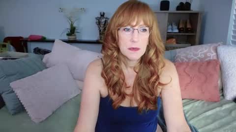 SummerKnightzzz online show from March 2025 12:06:02 PM