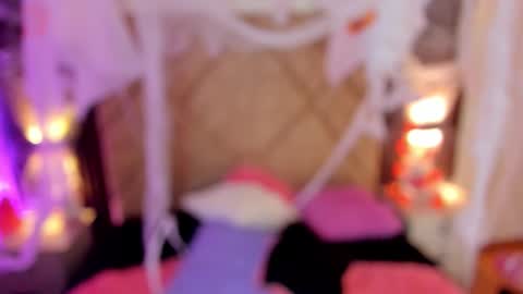 Snapshot of summerssangel chatting on October 2025 08:00:02 AM - - online show from October 2025 08:00:02 AM