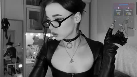 Miss Nelly online show from January 2025 09:04:02 AM