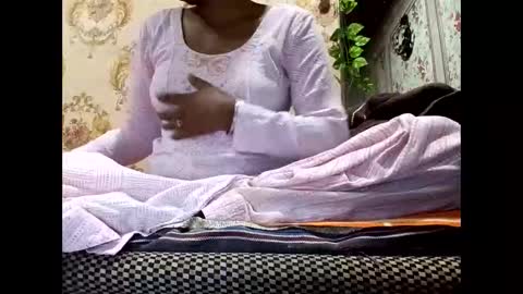 sunali_jain03 online show from May 2026 07:16:01 AM