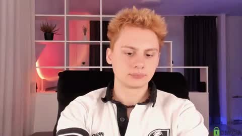 Emilio online show from July 2026 06:01:02 PM