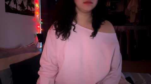 Snapshot of sunflowerxo chatting on January 2025 02:41:01 PM Sofie online show from January 2025 02:41:01 PM