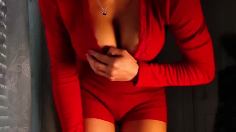 sunluscious online show from March 2026 09:50:01 PM