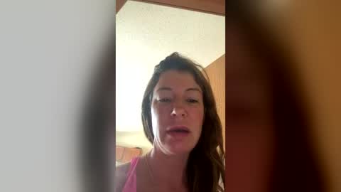 Snapshot of sunnbabe92485 chatting on June 2026 11:38:01 AM sunnbabe92485 online show from June 2026 11:38:01 AM
