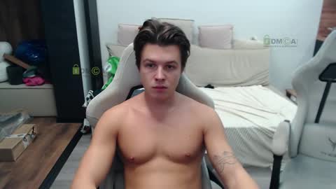 Alice and Sergey online show from November 2025 07:09:02 AM